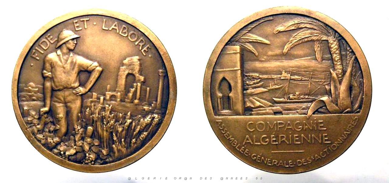 MEDAILLES D AFN 127.jpg